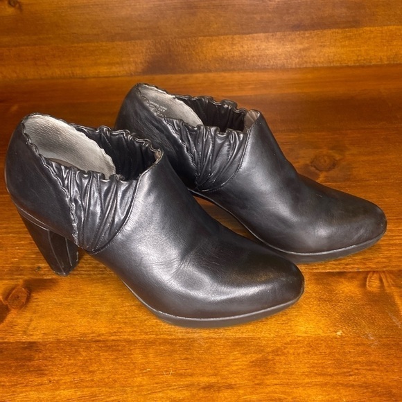 Umberto Raffini signature black Leather platform ankle boots Eu 39 US 8.5 - Picture 3 of 14